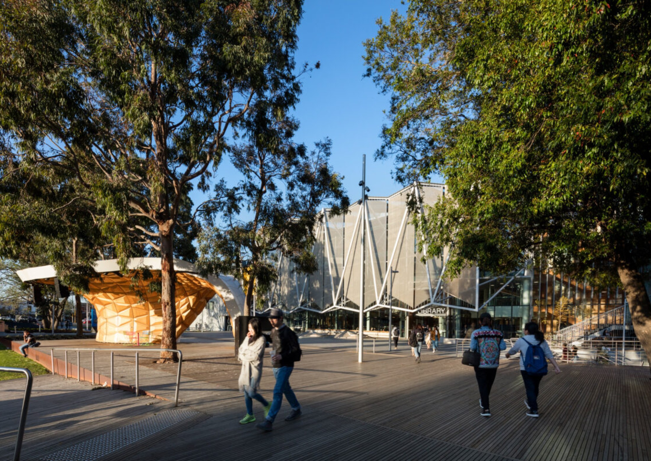 Monash University Queens Walk